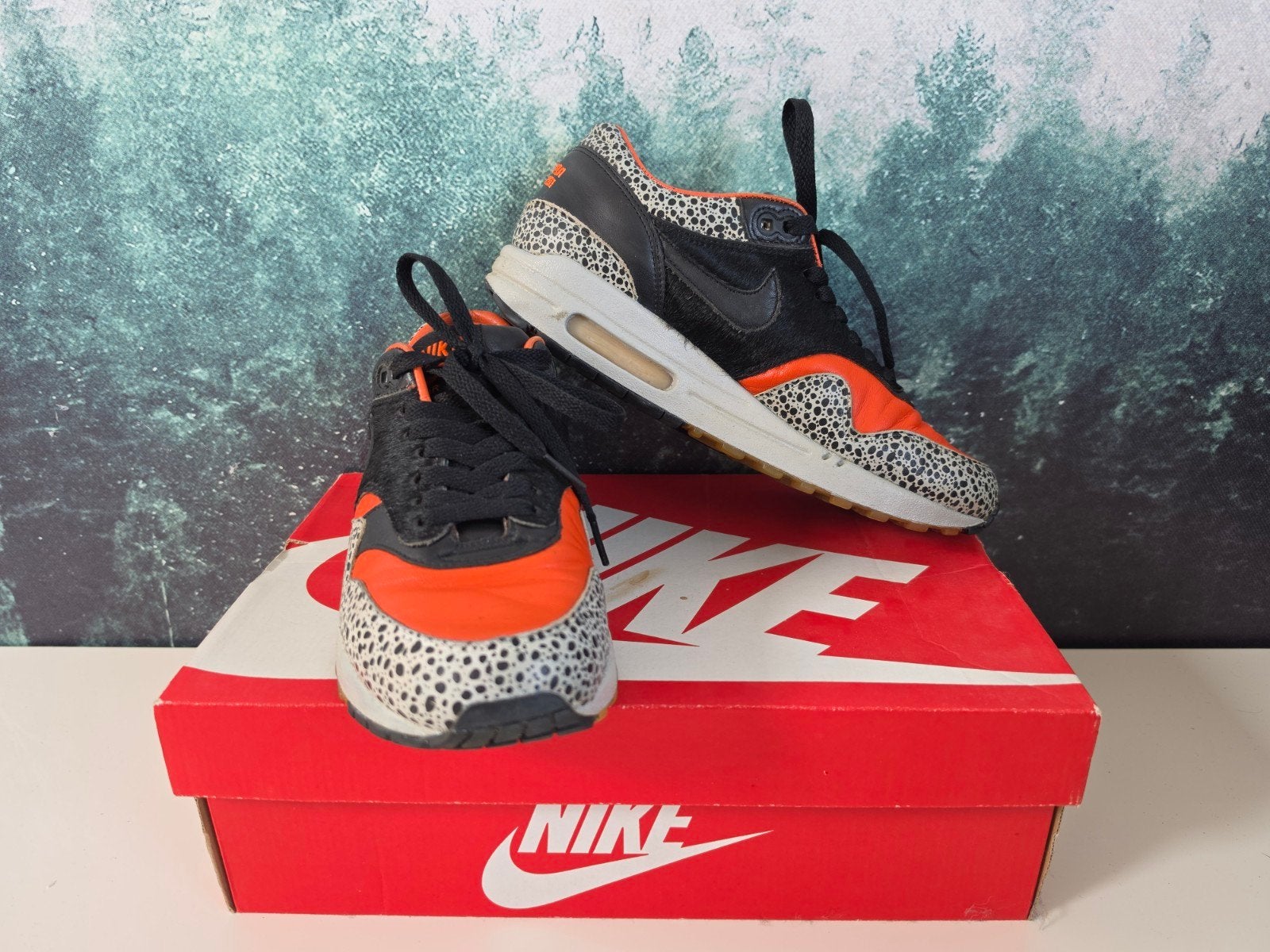 Nike Air Max 1 Safari 'Keep Rippin Stop Slippin', Kleding | Dames, Schoenen, Ophalen of Verzenden, Gedragen, Sneakers of Gympen