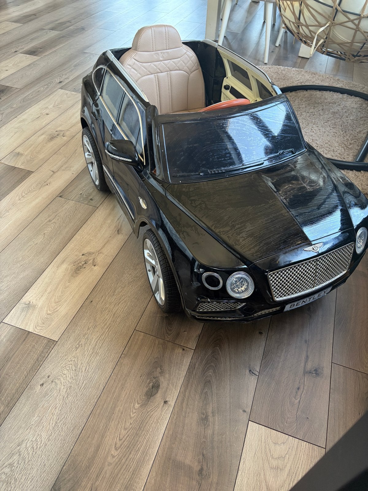 Bentley elektrische kinderauto met afstandsbediening, Kinderen en Baby's, Ophalen, Gebruikt, Afstandsbediening
