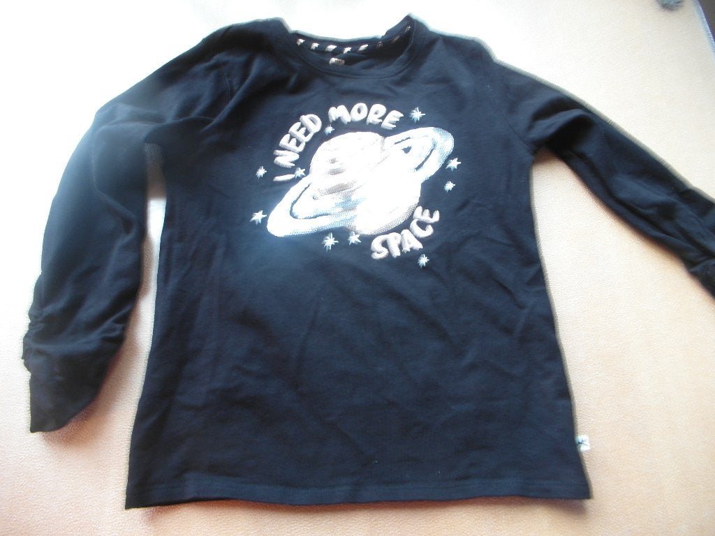 shirtje zwart maat 122, Kinderen en Baby's, Gebruikt, Meisje, Ophalen of Verzenden, Shirt of Longsleeve