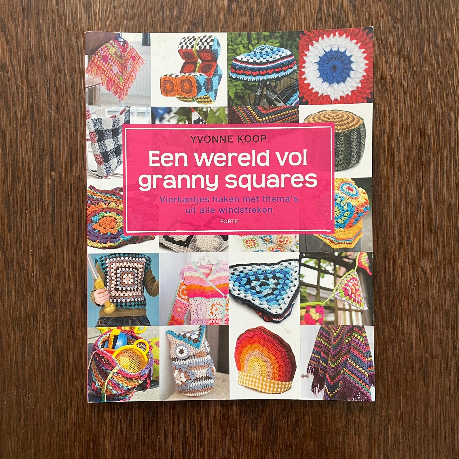 Granny squares, Yvonne Koop, Hobby en Vrije tijd, Breien en Haken, Ophalen of Verzenden, Zo goed als nieuw, Haken, Patroon of Boek