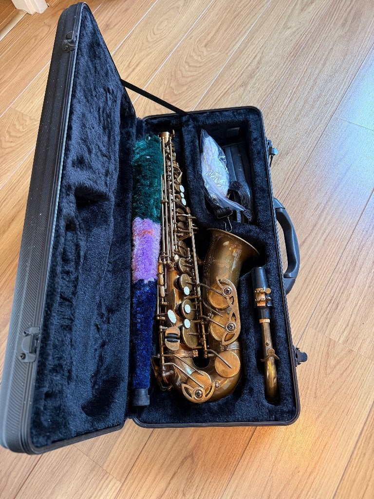 Stewart Ellis Saxofoon ( SE-710-ALB), Ophalen of Verzenden, Zo goed als nieuw, Alt, Met koffer