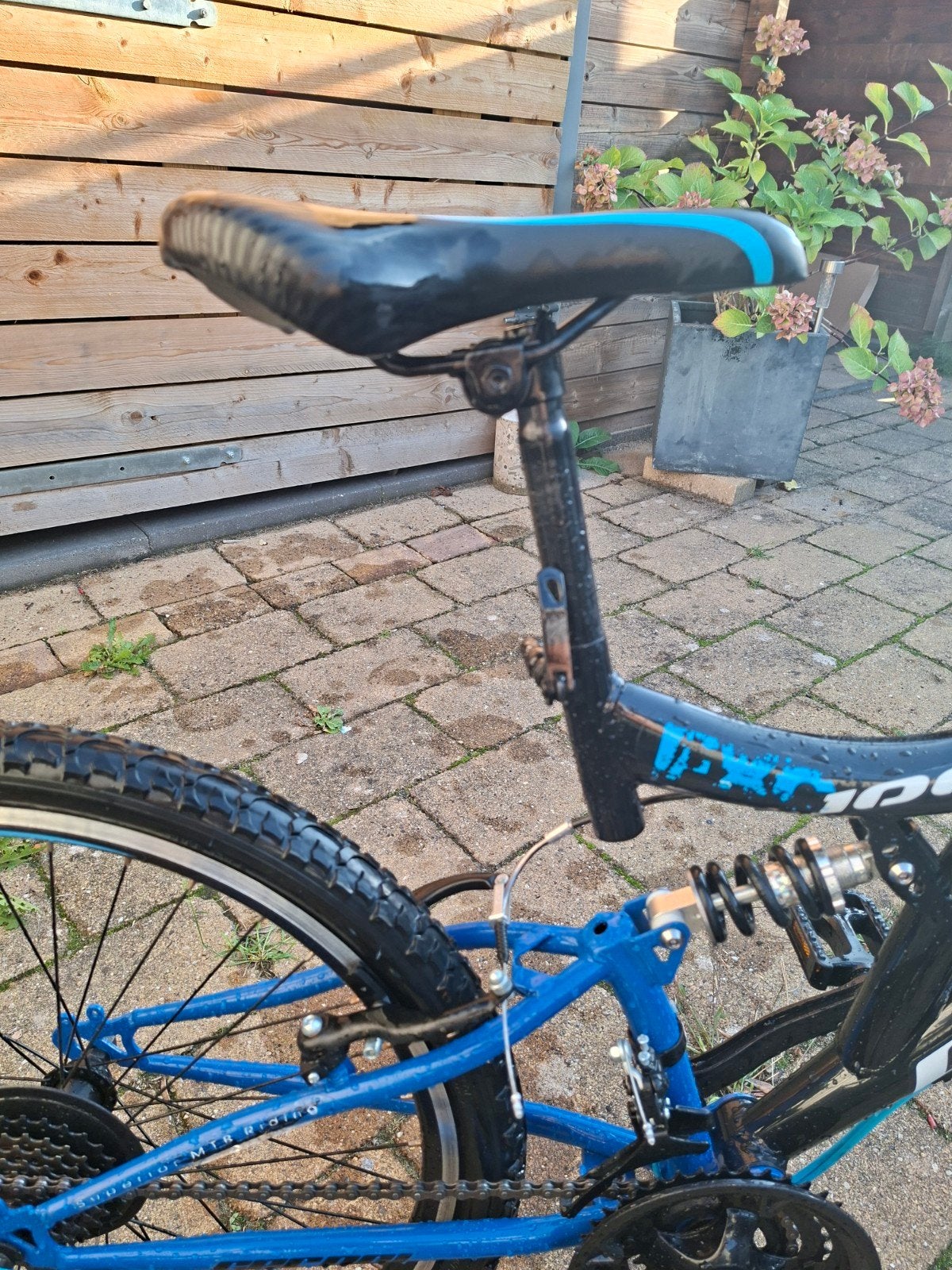 Foto 11 van Mountainbike 24 inch - Volledig geveerd