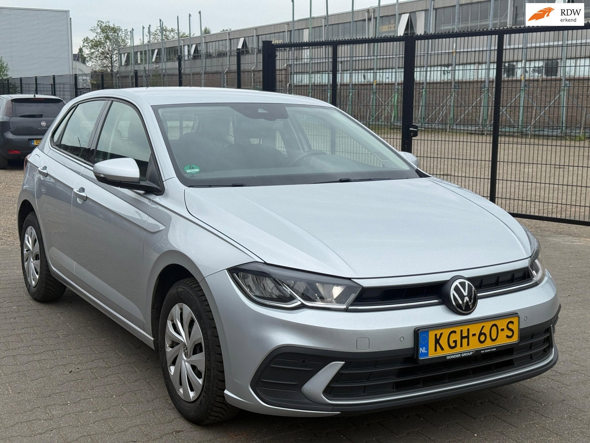 Volkswagen POLO 1.0 TSI Life Business Lane assist DEALER OND, Voorwielaandrijving, Gebruikt, Euro 6, 1072 kg