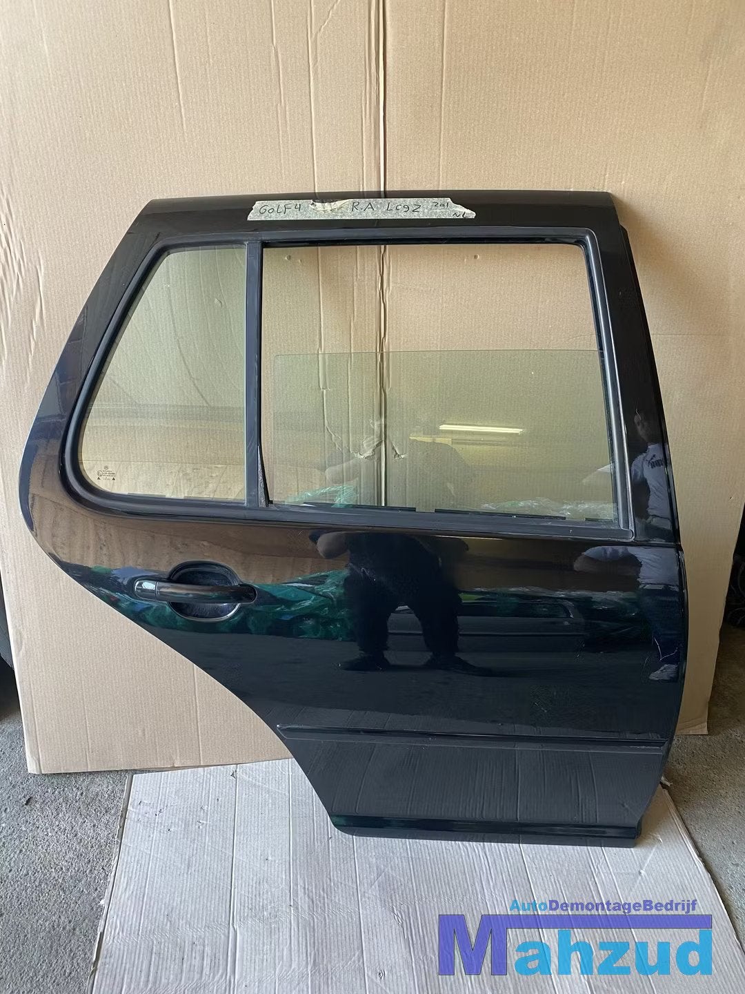 VW GOLF 4 Zwart LC9Z Rechts rechter achter deur portier, Gebruikt, Volkswagen AG, Achter, Berliner Ring 2
38440  Wolfsburg, DE