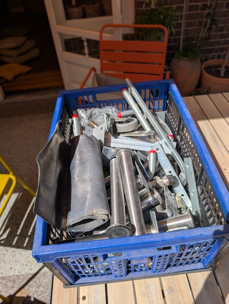 Krat vol ijzer en stuk lood, Ophalen, Gebruikt