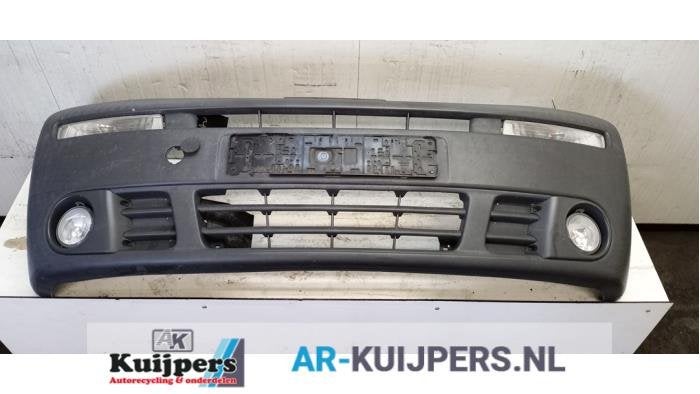Voorbumper van een Opel Vivaro (KUNSTSTO), Gebruikt, -, -, Opel