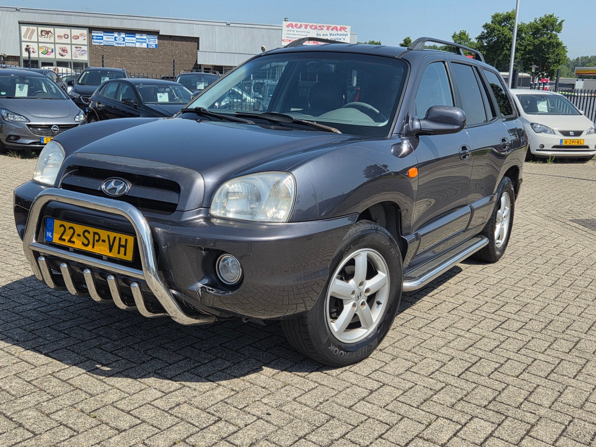 Hyundai Santa Fe 2.0i-16V Business Edition/PANP/CRUISCONTROL, Voorwielaandrijving, Gebruikt, 4 cilinders, 2000 kg