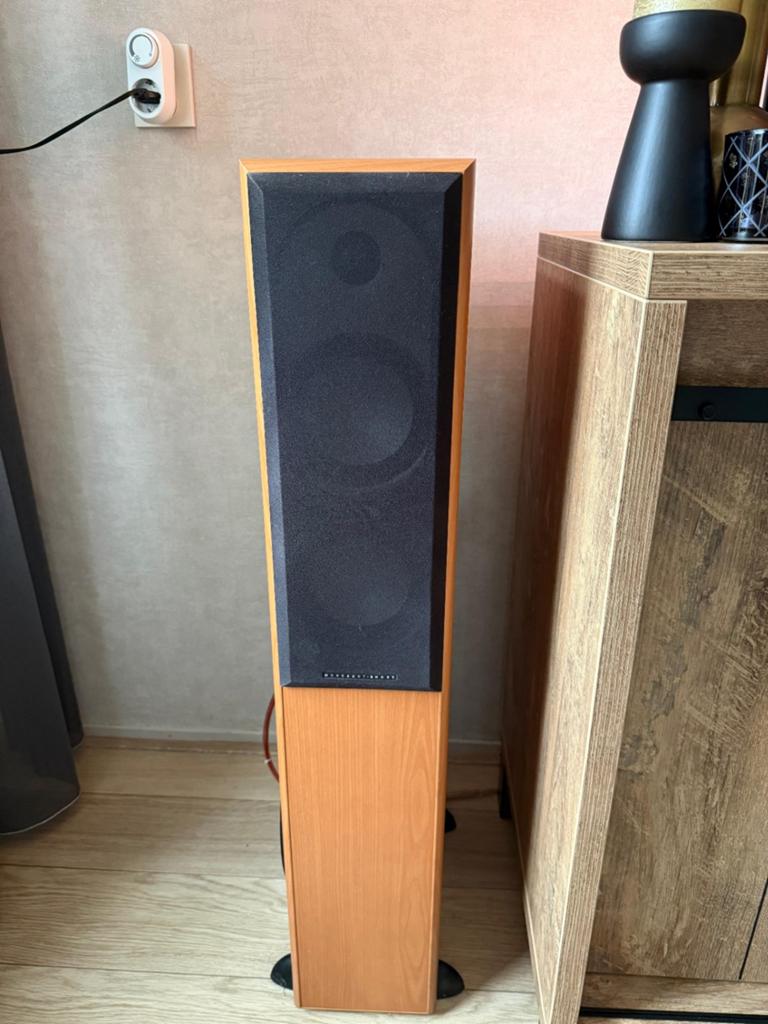 Mordaunt short MS908L, Zo goed als nieuw, 120 watt of meer, Front, Rear of Stereo speakers, Ophalen