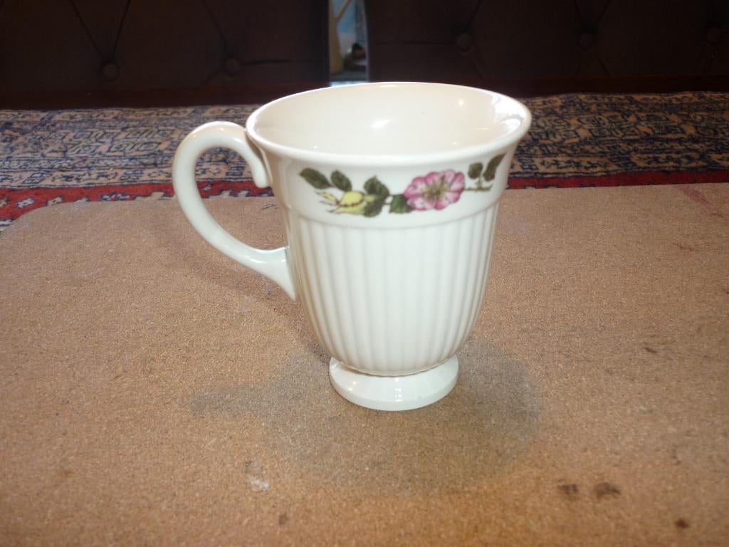 Mooie Wedgwood koffiekopje is in een goede en mooie staat, Ophalen of Verzenden, Zo goed als nieuw, Wedgwood, Kop(pen) en/of Schotel(s)