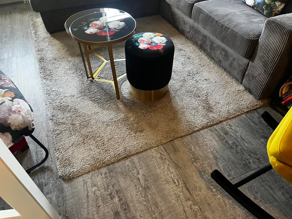 Vloerkleed lichtgrijs, Ophalen, Gebruikt, Overige typen, Minder dan 10 m²