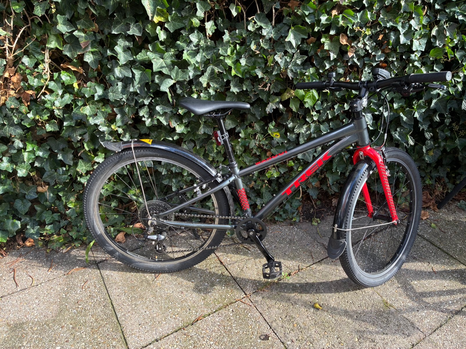 Trek Wahoo 24 inch kinderfiets en MTB zgan, Fietsen en Brommers, Ophalen of Verzenden, Zo goed als nieuw, Velgrem, 20 inch of meer