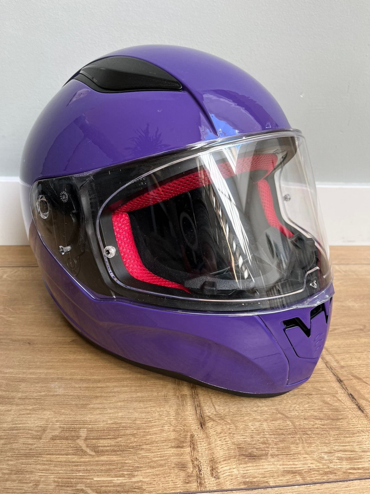 ==Bijna Nieuw== Paarse motorhelm, Ophalen of Verzenden, Tweedehands, Integraalhelm, Overige merken