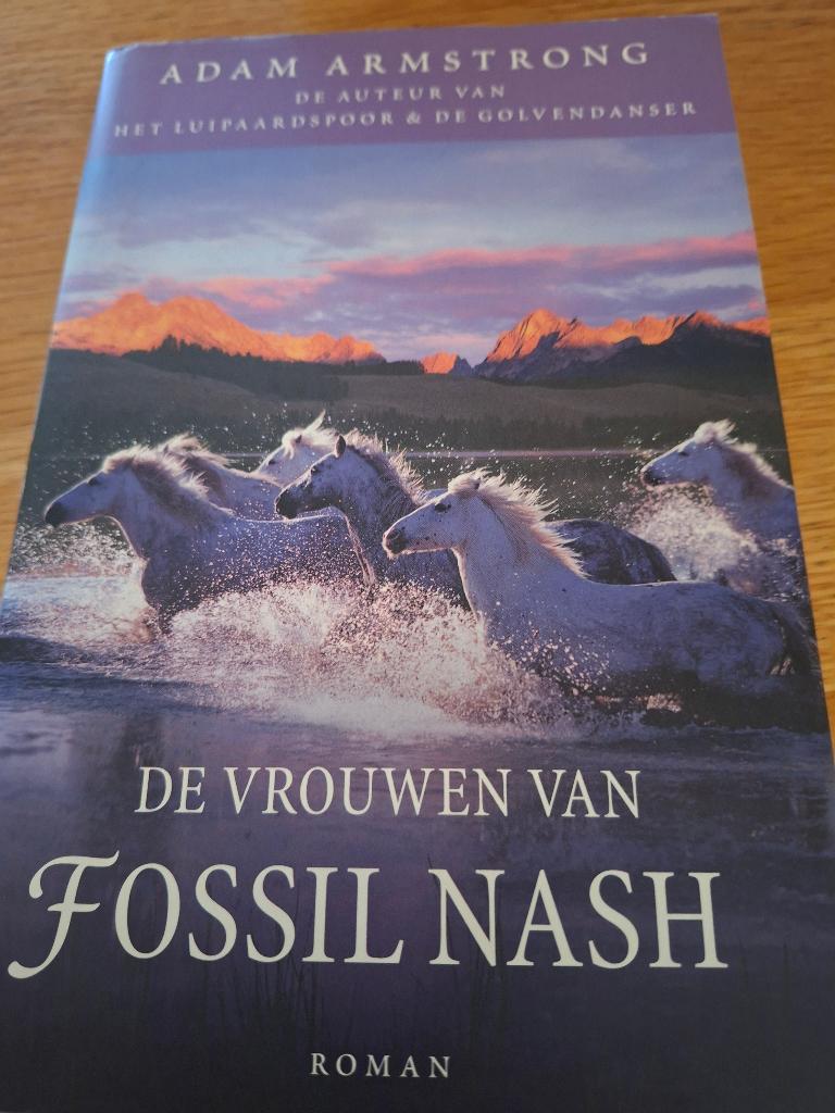 Adam Armstrong, de vrouwen van Fossil Nash, Boeken, Ophalen of Verzenden