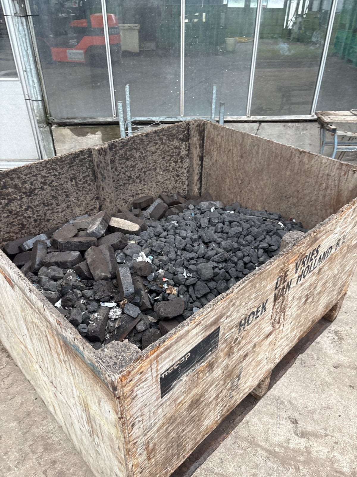 Ongeveer 300 kg kolen te koop!, Ophalen, Minder dan 25 mm, Overige typen, Zo goed als nieuw