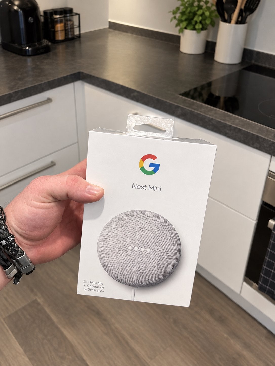 Nieuwe Google Nest Mini (2e generatie) - Geseald, Ophalen of Verzenden, Nieuw