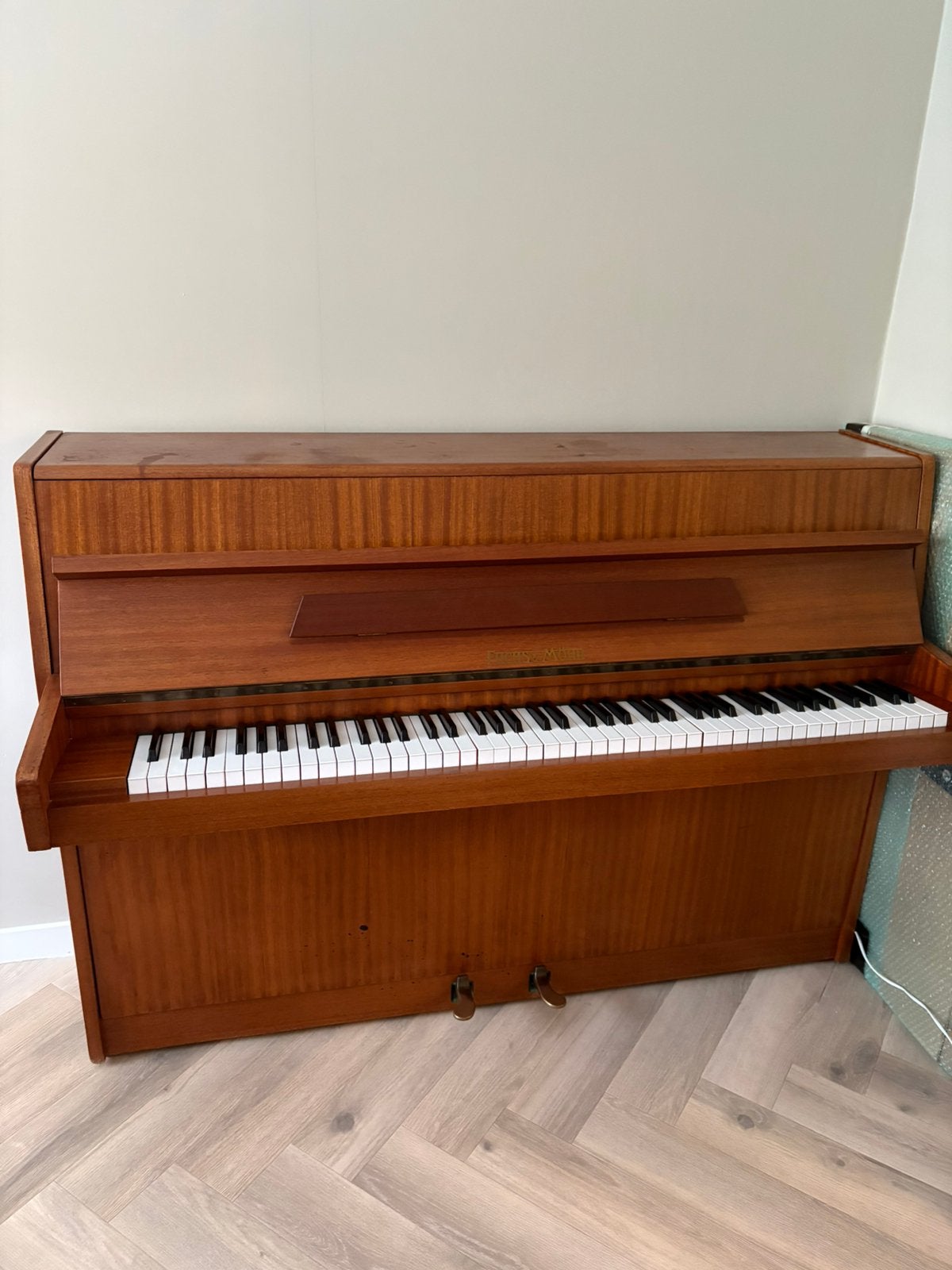 Piano fuchs & Möhr, Ophalen, Zo goed als nieuw, Bruin