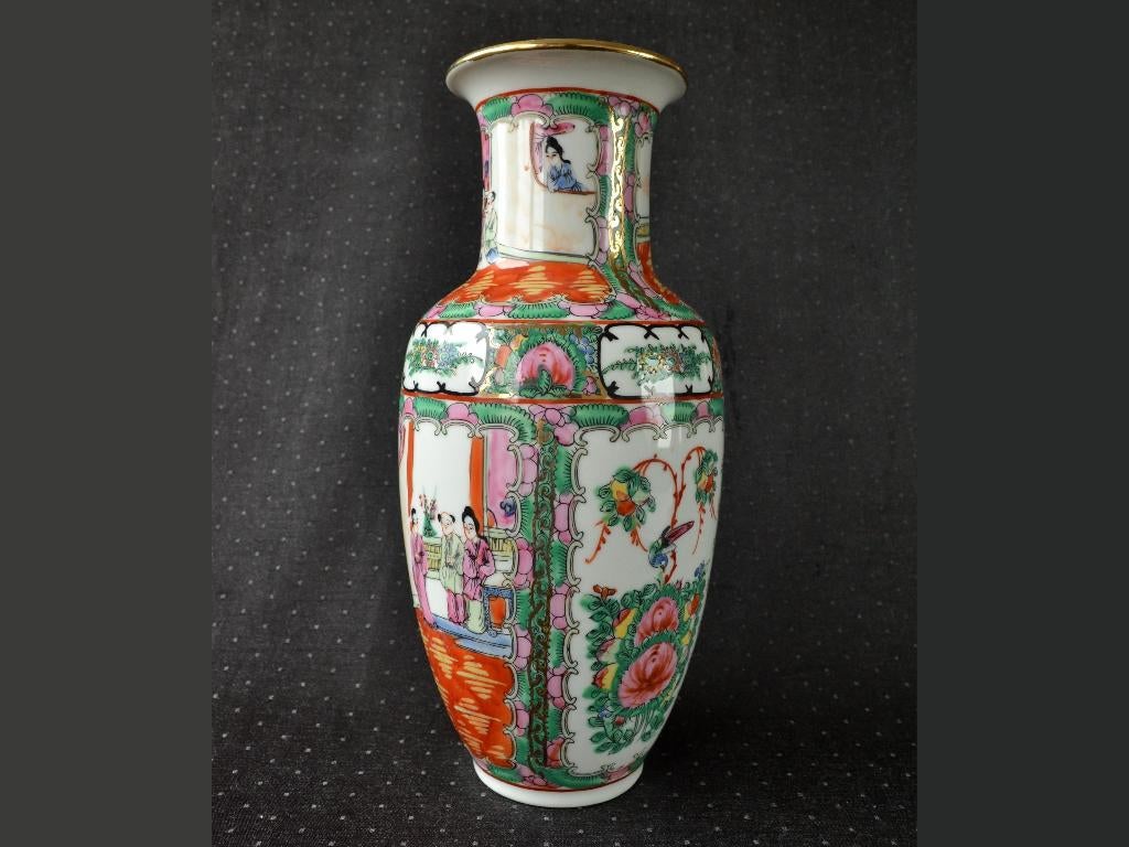 Porseleinen Medaillon Vaas met figuren, 31cm – Kanton, China, Ophalen of Verzenden