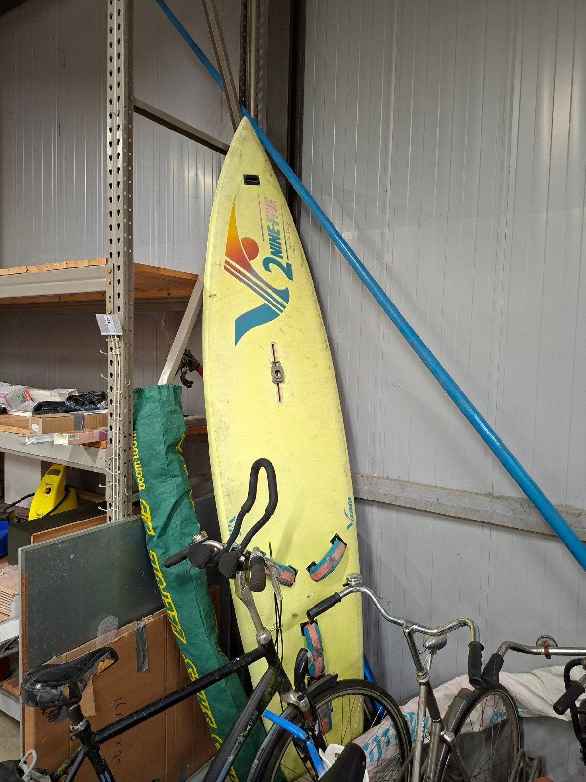 Vintage Windsurfplank 2 Nine-Five Viento, Watersport en Boten, Windsurfen, Overige merken, 250 tot 300 cm, Gebruikt, Onbekend