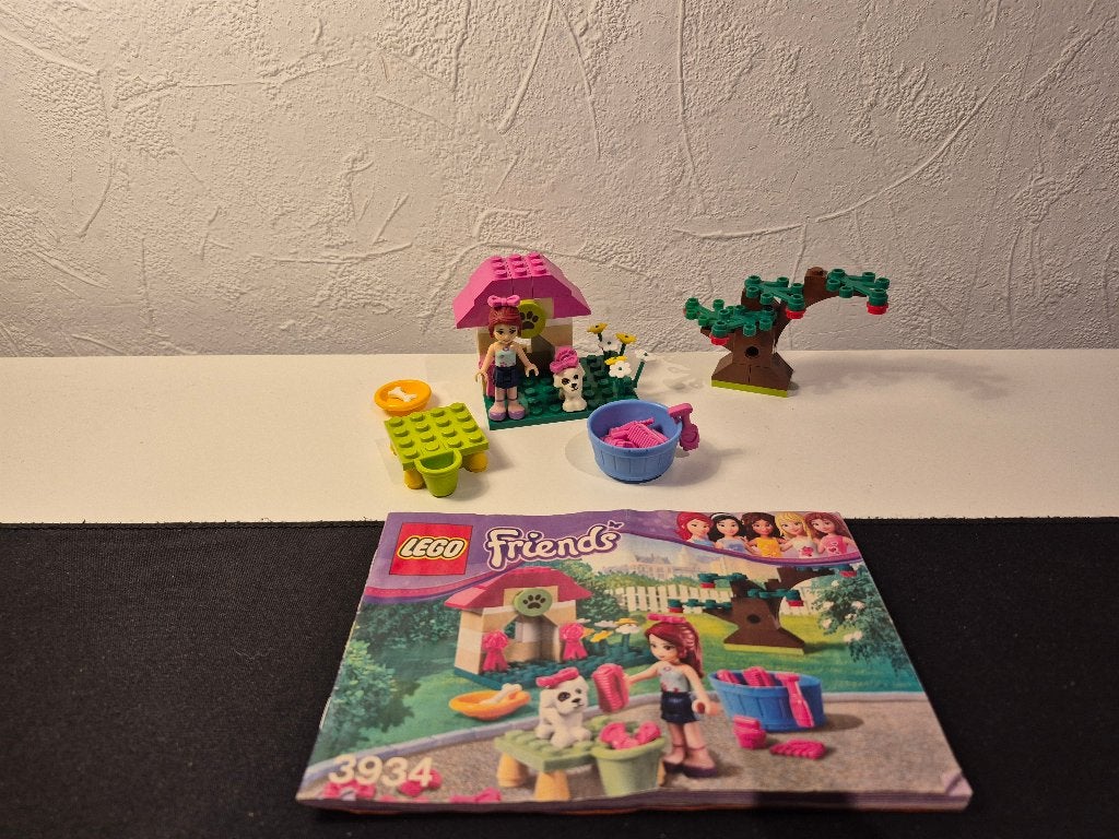 Lego Friends 3934 Mia's Puppy House, Kinderen en Baby's, Speelgoed | Duplo en Lego, Gebruikt, Lego, Friends, Ophalen of Verzenden