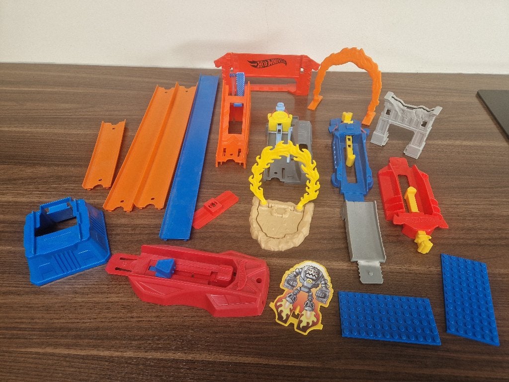 diverse HOT WHEELS delen, Racebaan, Ophalen of Verzenden, Zo goed als nieuw, Hot Wheels