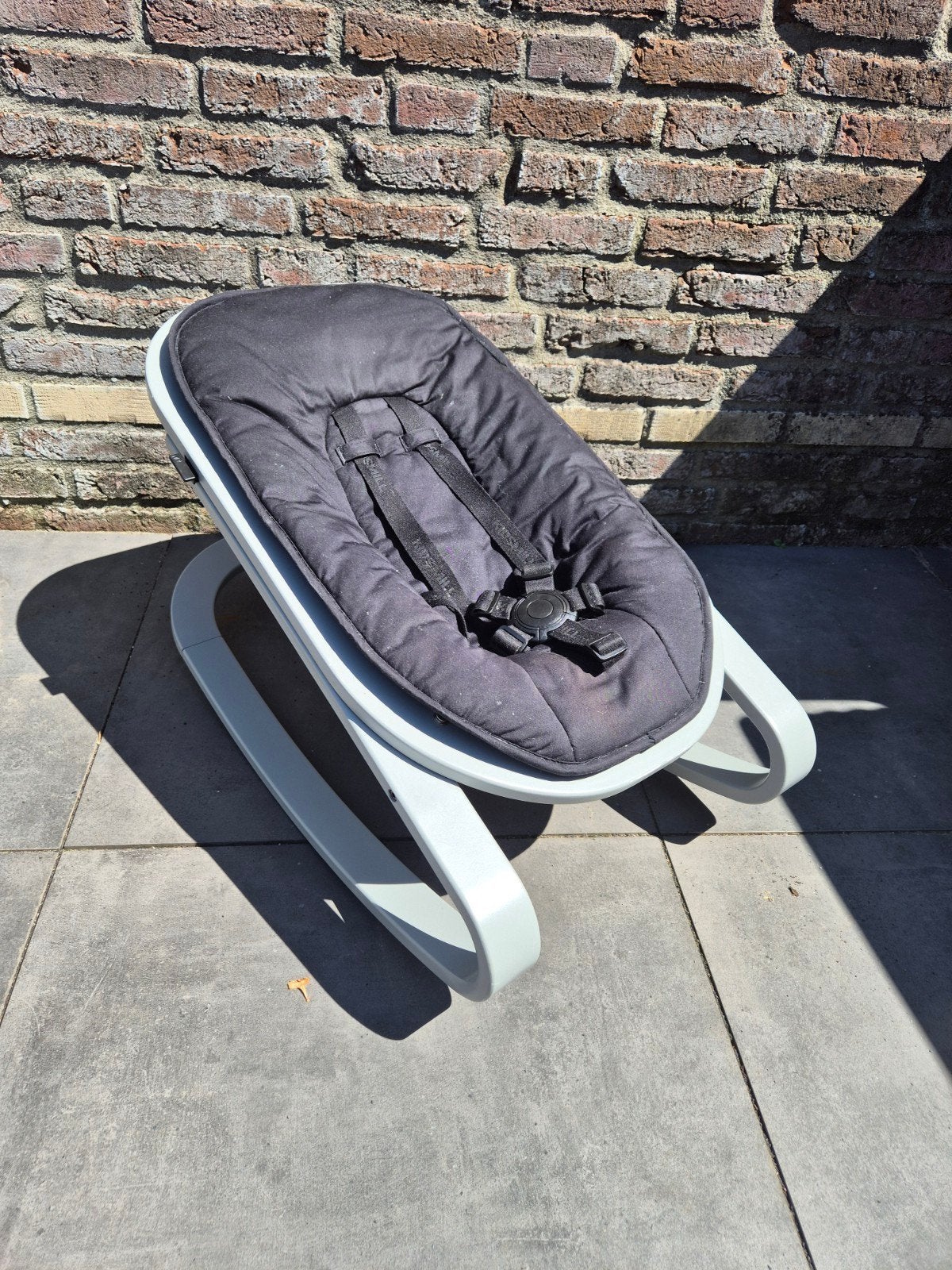 Kidsmill Up! Wipstoel Solid Grey en zwarte kleding, Gebruikt, Wipstoel, Met gordel(s) of riempje(s), Ophalen