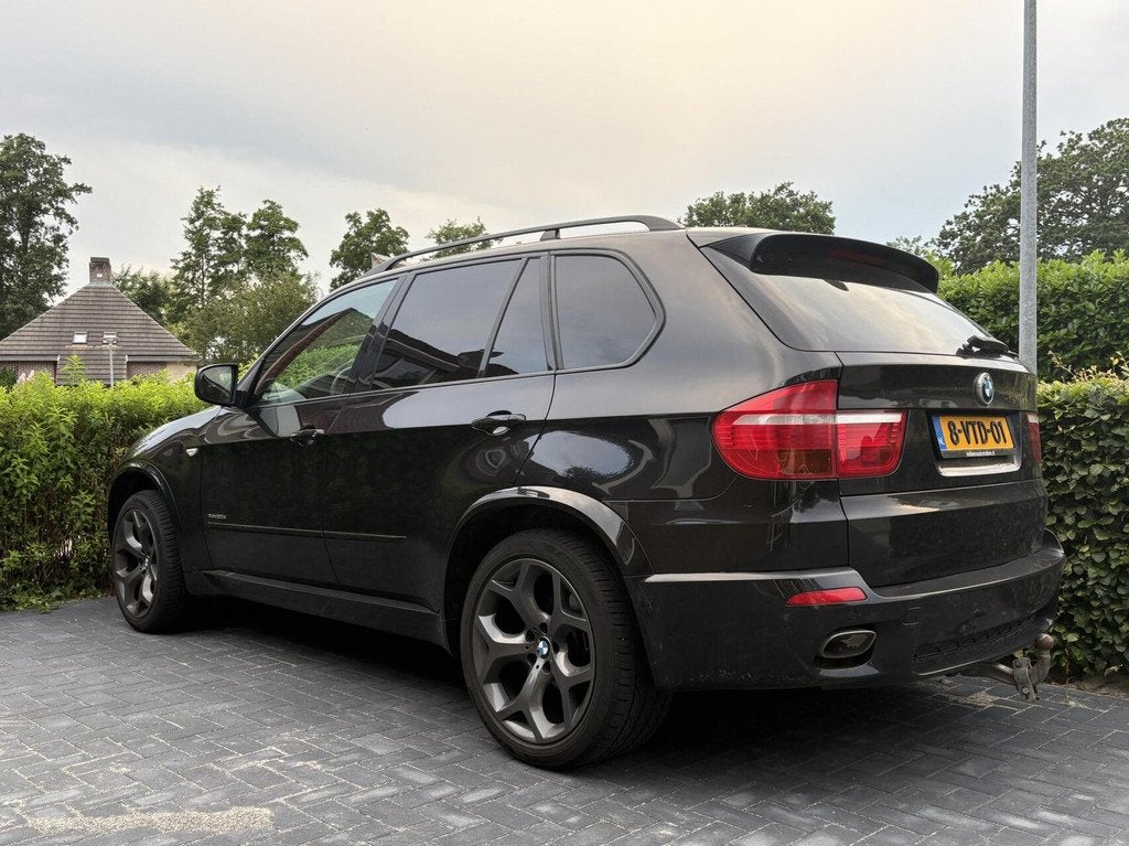 BMW X5 30d M-Sport Grijs Kenteken Youngtimer CarPlay Leder X, Auto's, Gebruikt, Zwart, 2993 cc, Parkeersensor