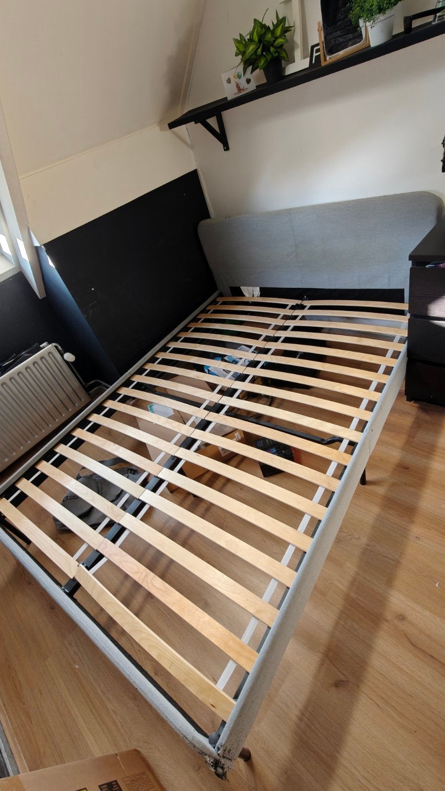 Ikea Slattum 140x200, Huis en Inrichting, Slaapkamer | Bedden, Ophalen, Tweepersoons, 140 cm, 200 cm