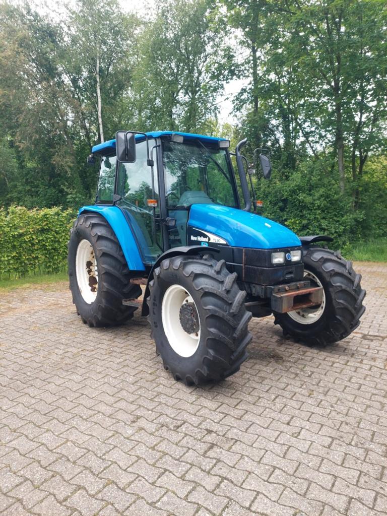 Nette New Holland TL90 - Technisch Goed, Nieuwe Banden, Zakelijke goederen, Agrarisch | Tractoren, 80 tot 120 Pk, Gebruikt, Ophalen of Verzenden