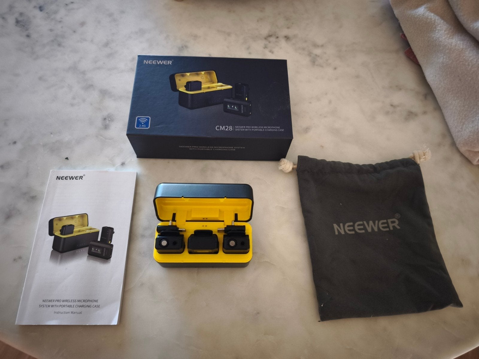 Neewer CM28 PRO wireless microphone system, Ophalen of Verzenden, Zo goed als nieuw, Studiomicrofoon, Draadloos