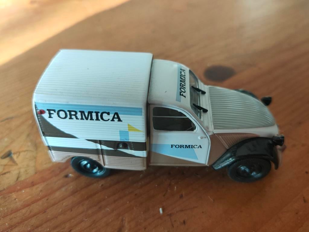 Citroën 2CV Azu 1:43 Norev nr59, Hobby en Vrije tijd, Modelauto's | 1:43, Ophalen of Verzenden, Gebruikt, Auto, Norev
