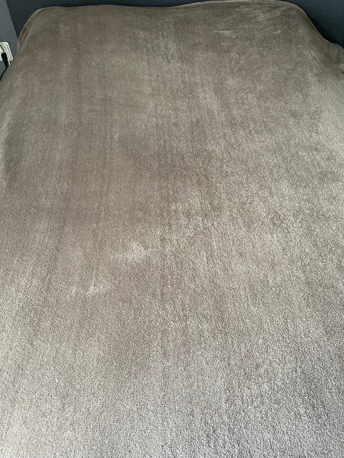 Zacht grijs fleece deken - Comfortabel en warm, Ophalen of Verzenden, Gebruikt, Grijs