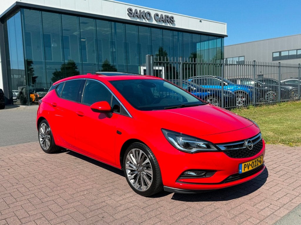 Opel Astra 1.4 Innovation 2017 NAP 150PK Dakje / Navi / Came, Auto's, Opel, Stof, Gebruikt, 150 pk, 620 kg