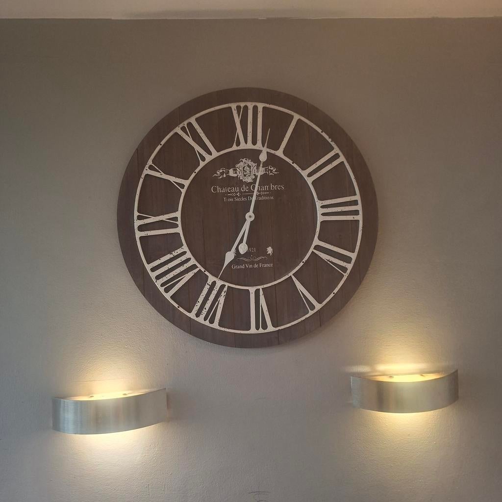 Leuke klok 68cm doorsnee, Huis en Inrichting, Woonaccessoires | Klokken, Ophalen, Wandklok