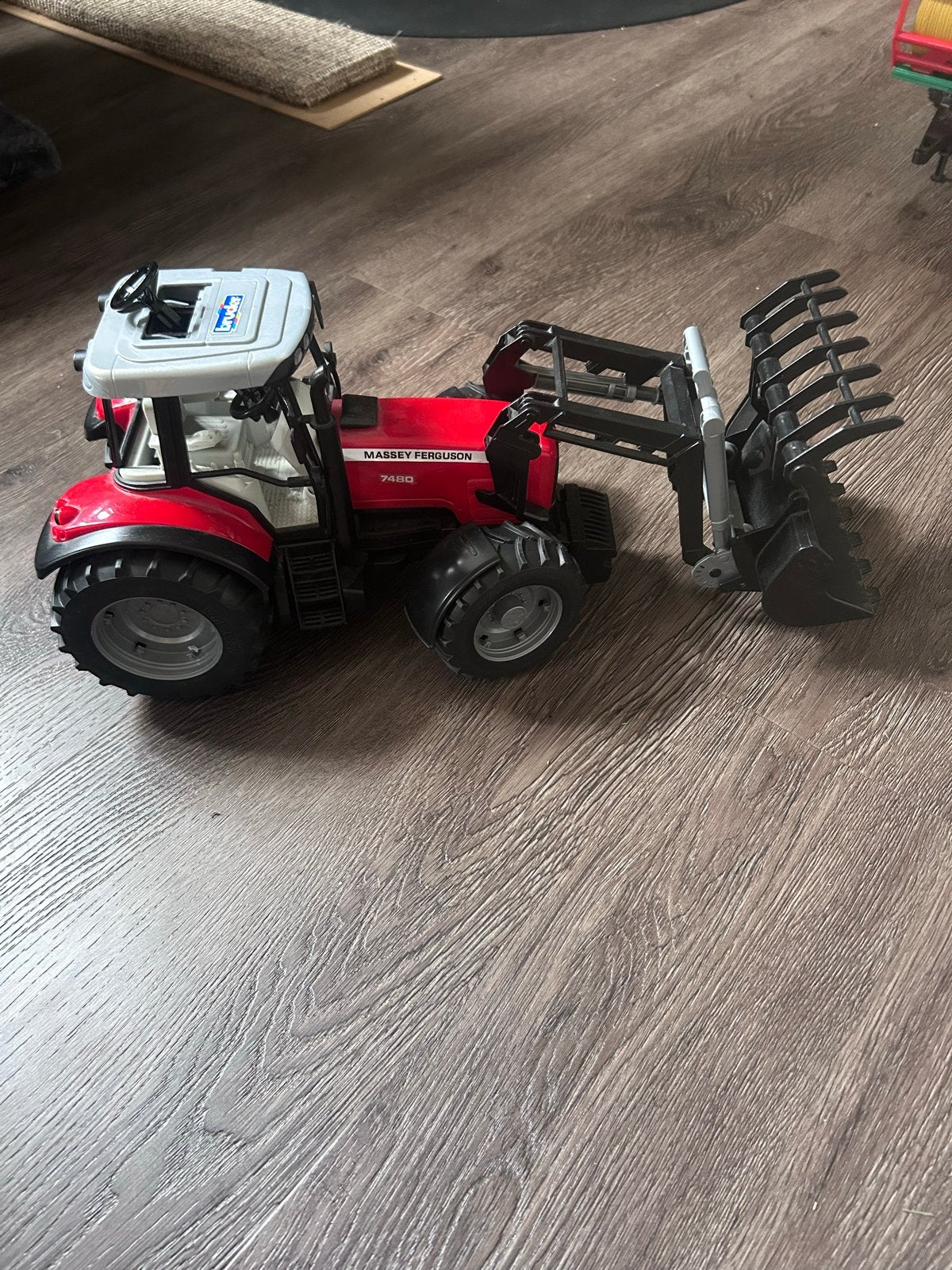 Bruder Massey Ferguson 7480 Tractor met voorlader, Ophalen of Verzenden, Gebruikt