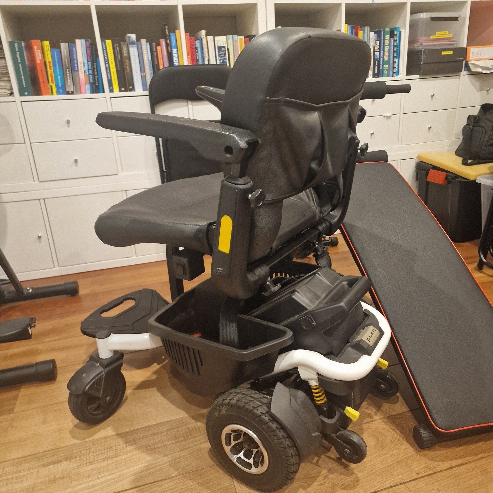 Excel e-smart plus, Ophalen, Zo goed als nieuw, Elektrische rolstoel