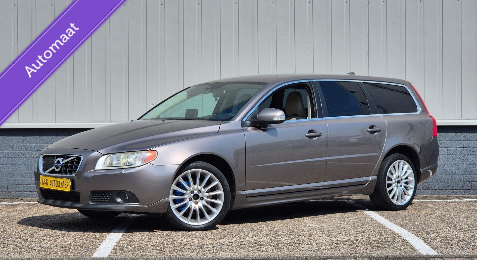Volvo V70 2.0T Momentum/1e Eig/203 PK/Leer/Navi/Xenon/Bomvol, Auto's, Gebruikt, 4 cilinders, 1558 kg, 203 pk