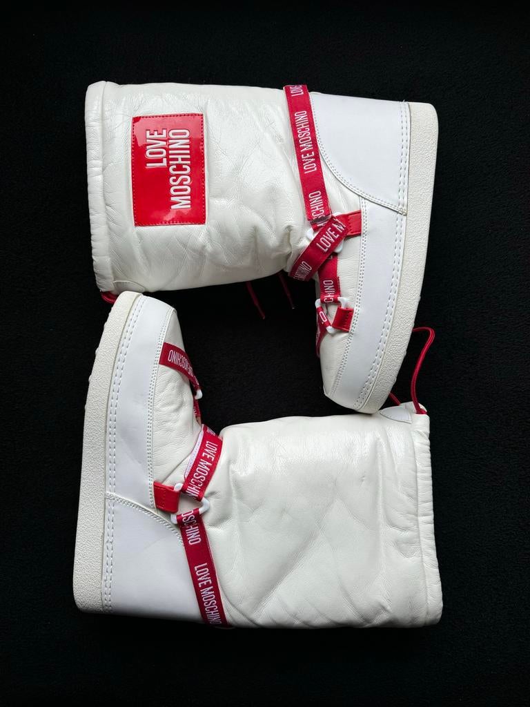 Nieuwe Love Moschino Moon Boots - Maat 41, Ophalen of Verzenden, Nieuw, Wit, Snowboots