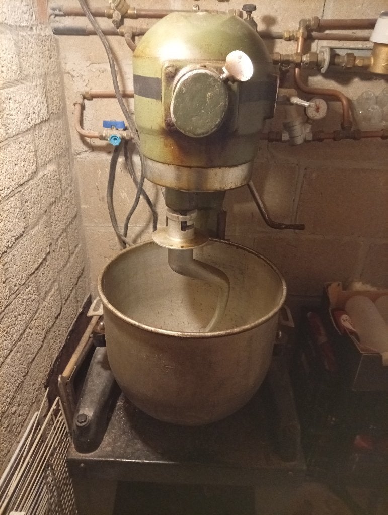 Te koop: Vintage HOBART A200 deegmachine, Witgoed en Apparatuur, 4 liter of meer, Ophalen, Gebruikt, 3 snelheden of meer