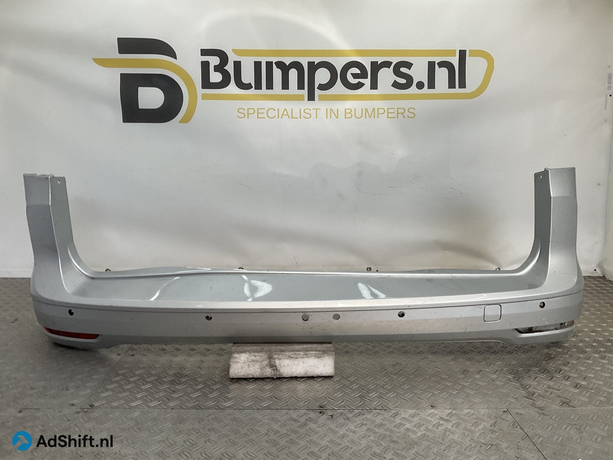 Bumper Volkswagen VW Caddy 5 V 2K7 Cargo 2K7807421A Achterbu, Bumper