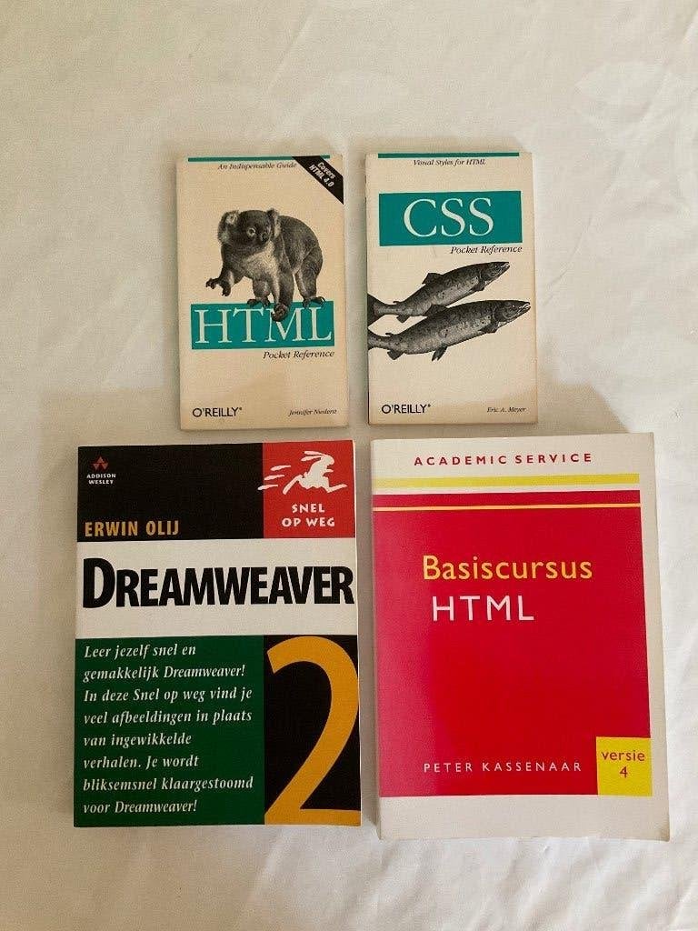 HMTL, CSS, Dreamweaver, Ophalen of Verzenden, Beta, Zo goed als nieuw, HBO