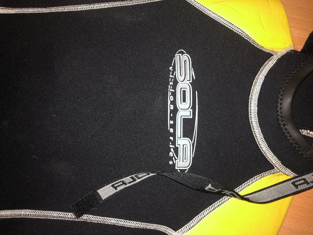 Sola Vision wetsuite 2 mm maat kind Met 8 t/m 9 jaar, Wetsuit, Kind, Sola, Ophalen of Verzenden