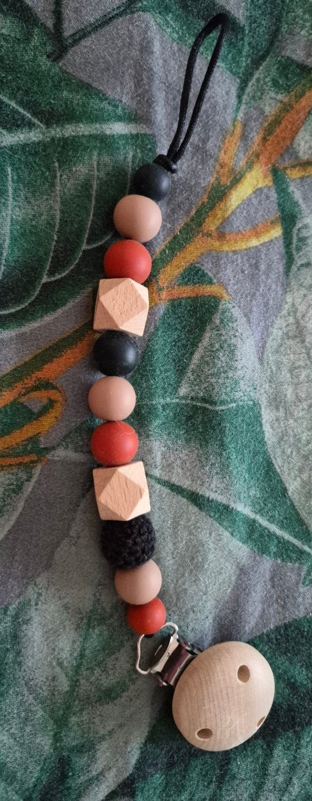 Ongebruikte speenkoord met houten en gehaakte kralen, Ophalen of Verzenden, Nieuw