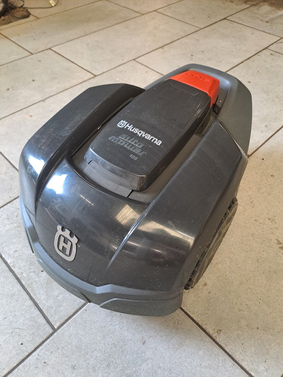 Husqvarna Automower 105 768uur, Ophalen of Verzenden, Gebruikt, 20 tot 25 cm