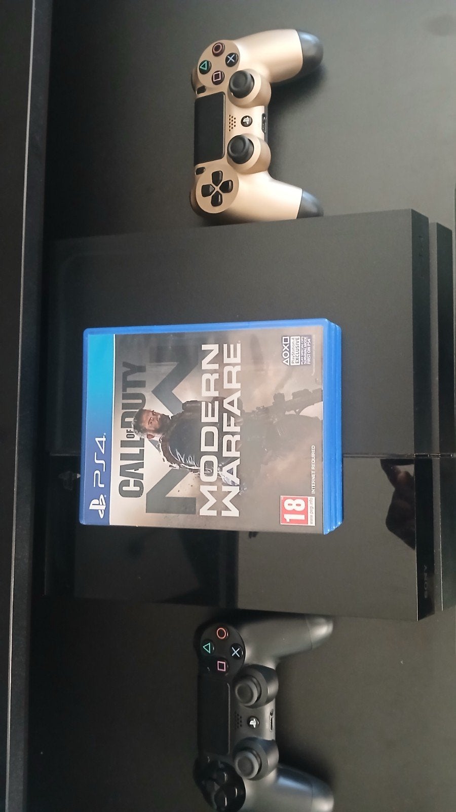 Playstation 4 met 2 controllers en 3 games, GoldHen Fw 13.50, Ophalen, Met 2 controllers, Zo goed als nieuw, Original