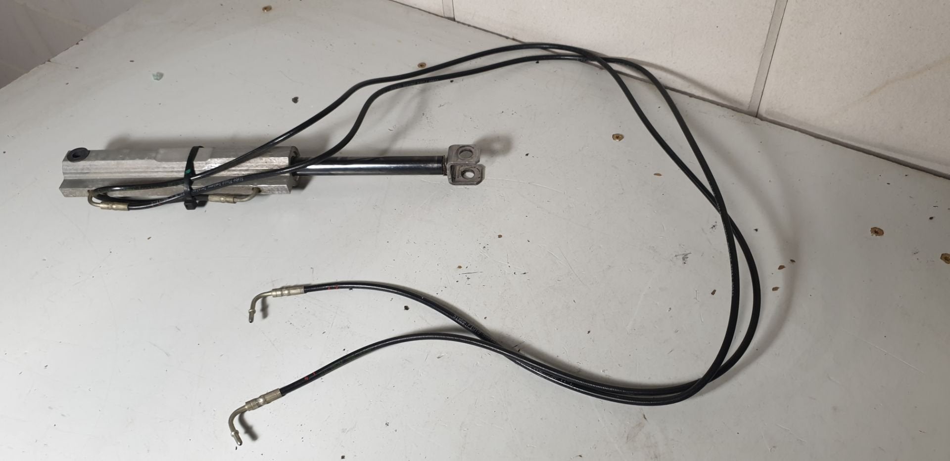 Dakcilinder Mercedes SLK R170 1708000672 hydraulisch rechts