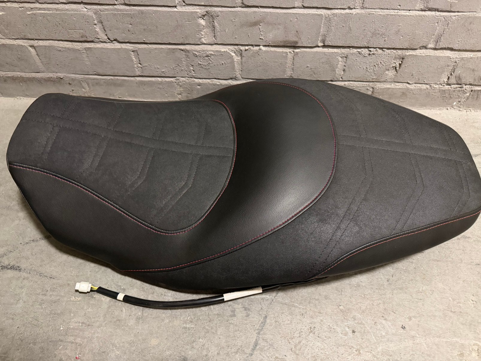Yamaha Tmax 560bekleed zadel, Ophalen of Verzenden