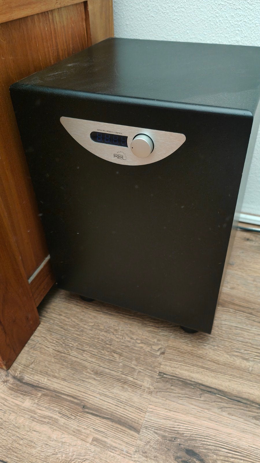 rel stampede subwoofer, Ophalen, Gebruikt, Subwoofer, Overige merken