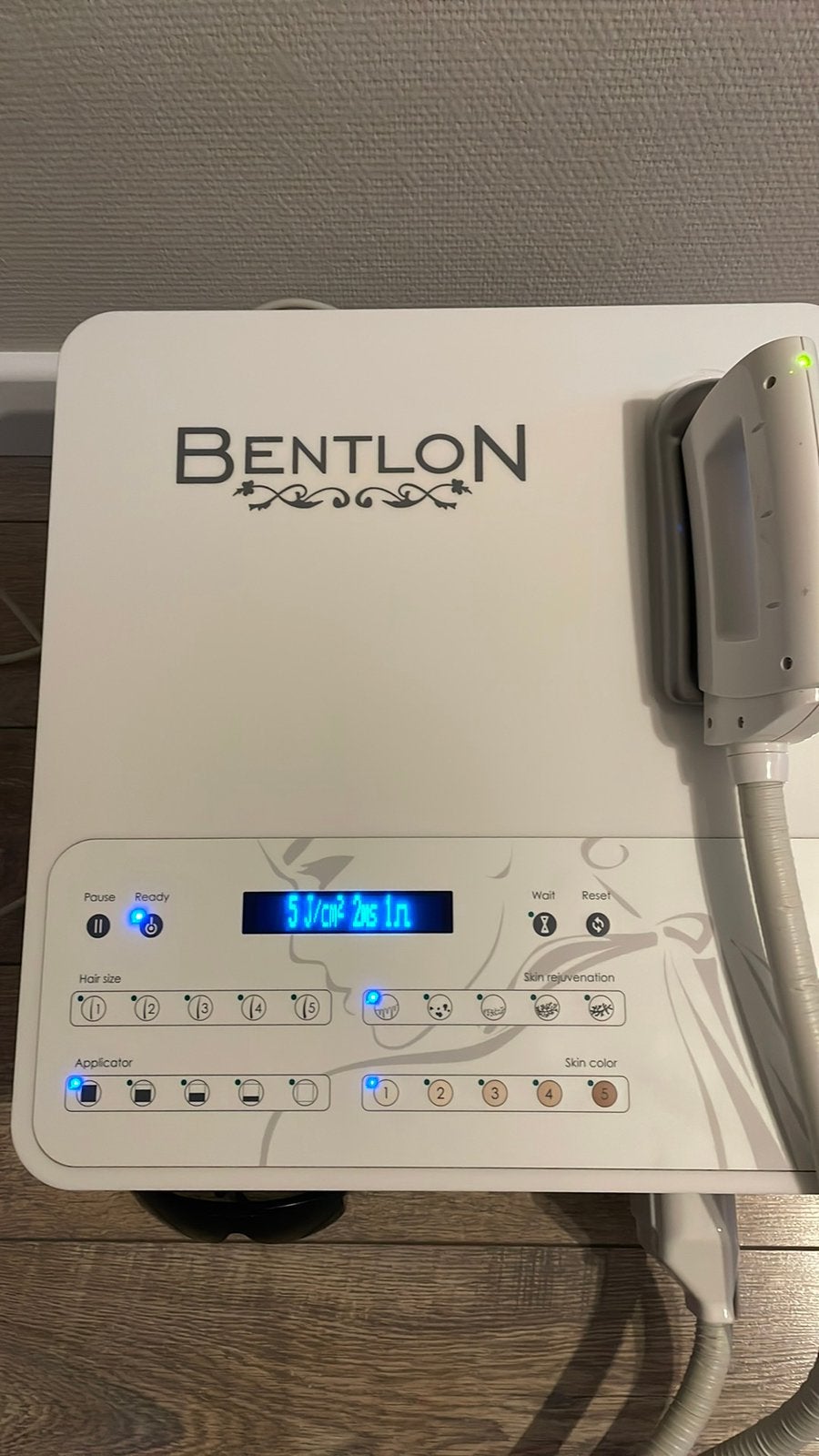 Bentlon IPL Dual Power Flash Gold, Ophalen, Zo goed als nieuw, Gehele gezicht