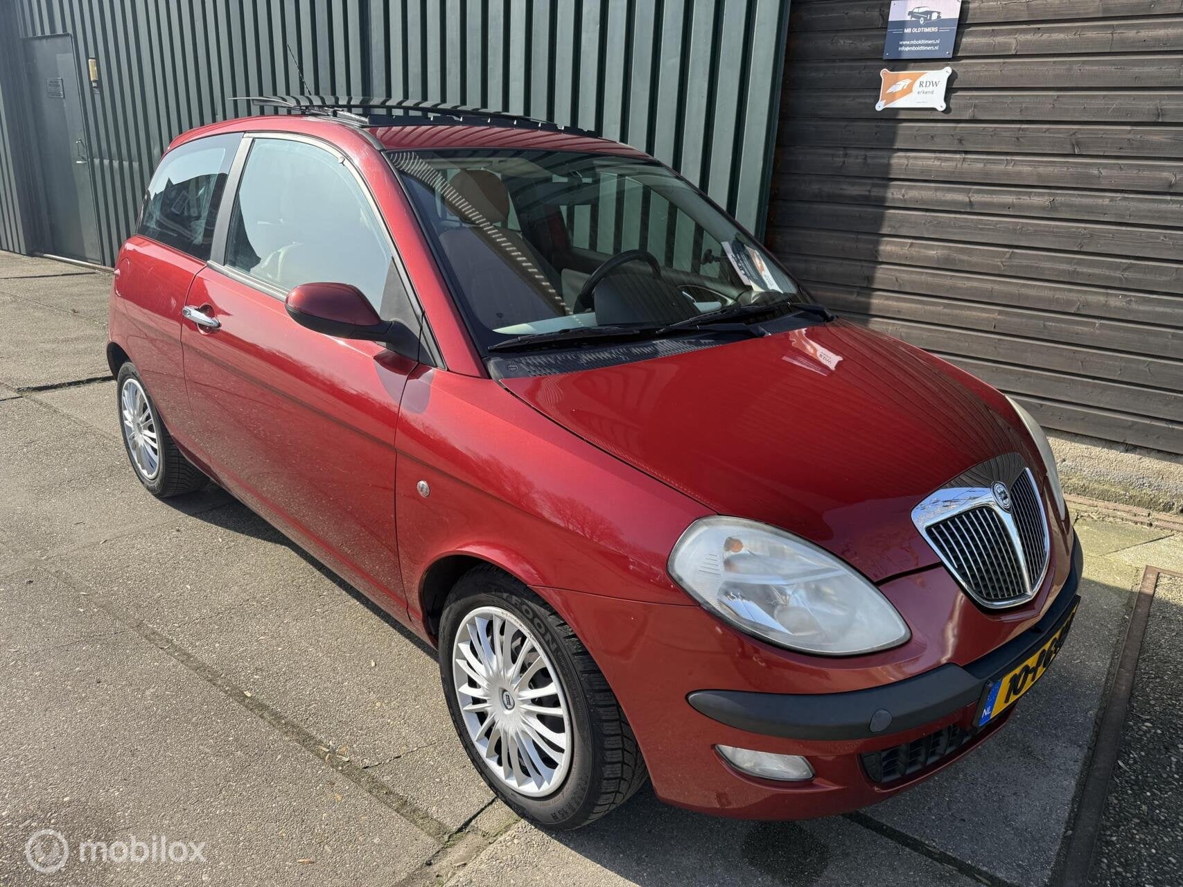 Lancia Ypsilon 1.4-16V Platino, Auto's, Lancia, 970 kg, 15 km/l, 400 kg, Lederen bekleding