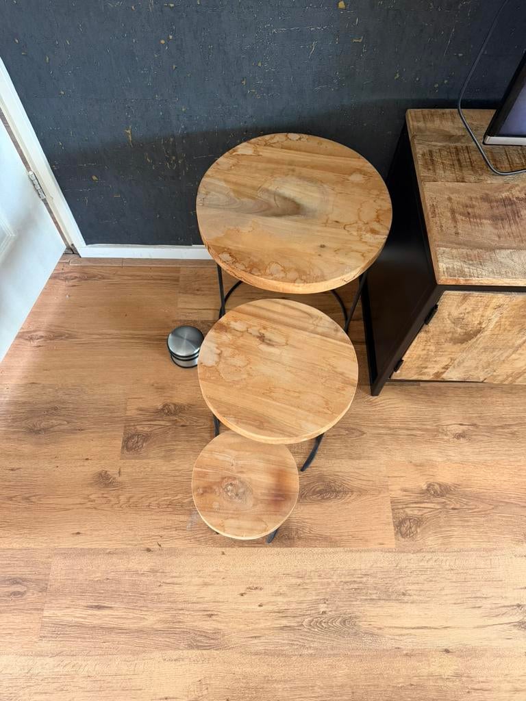 3 kleine tafeltjes, Huis en Inrichting, Tafels | Bijzettafels, 45 tot 60 cm, Minder dan 55 cm, Rond, Ophalen of Verzenden